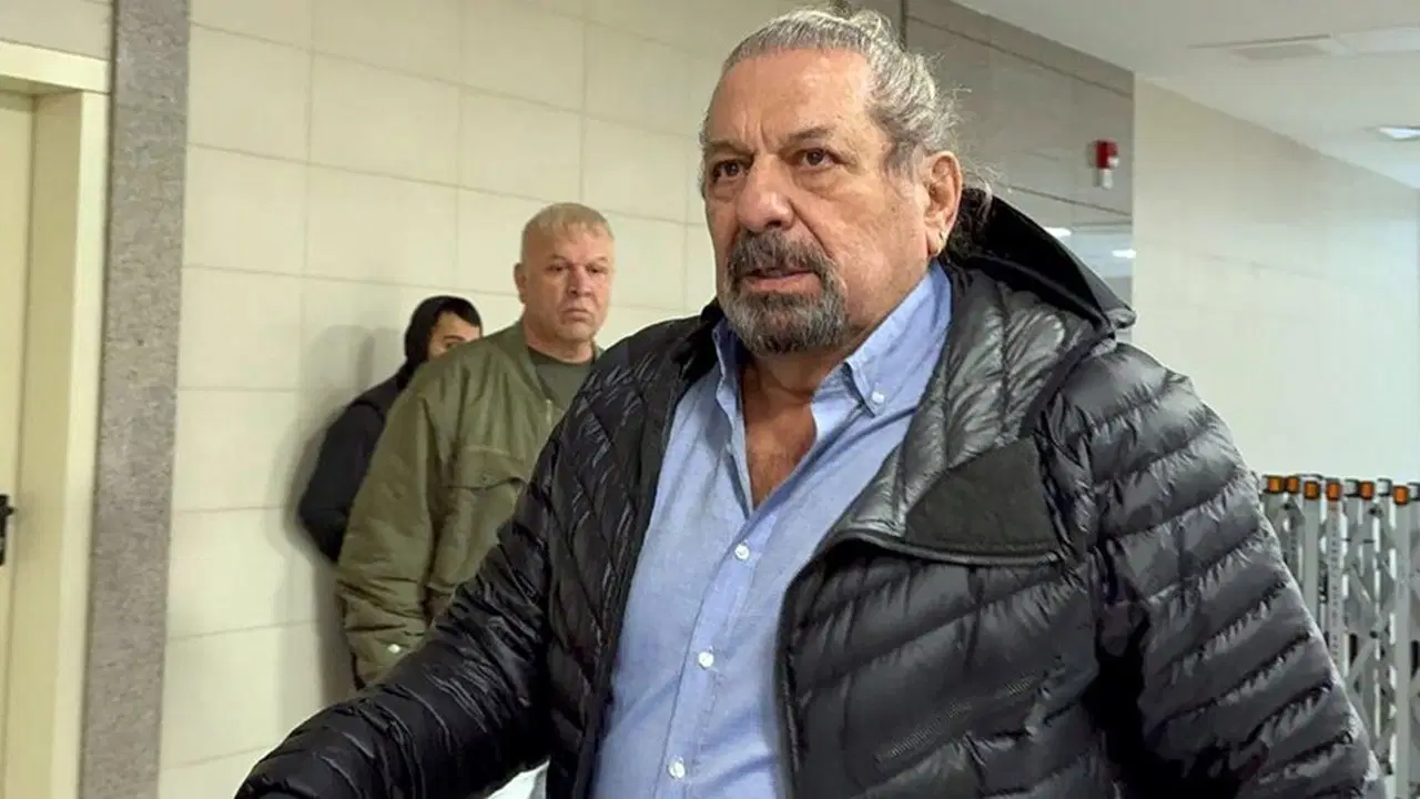 3 yıla kadar hapsi isteniyordu: Erman Toroğlu ilk duruşmada beraat etti