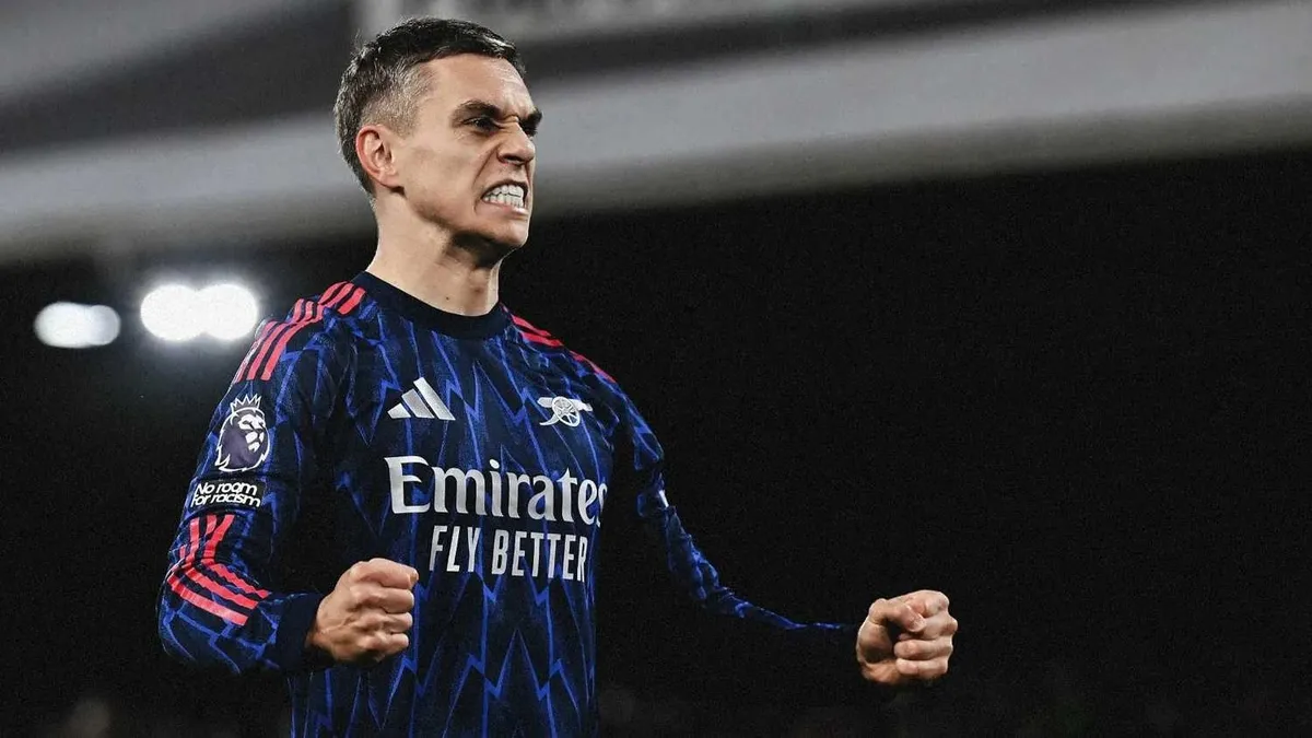 Beşiktaş istiyordu, Fenerbahçe’ye mi gidiyor? Leandro Trossard’ın menajerinden açıklama...