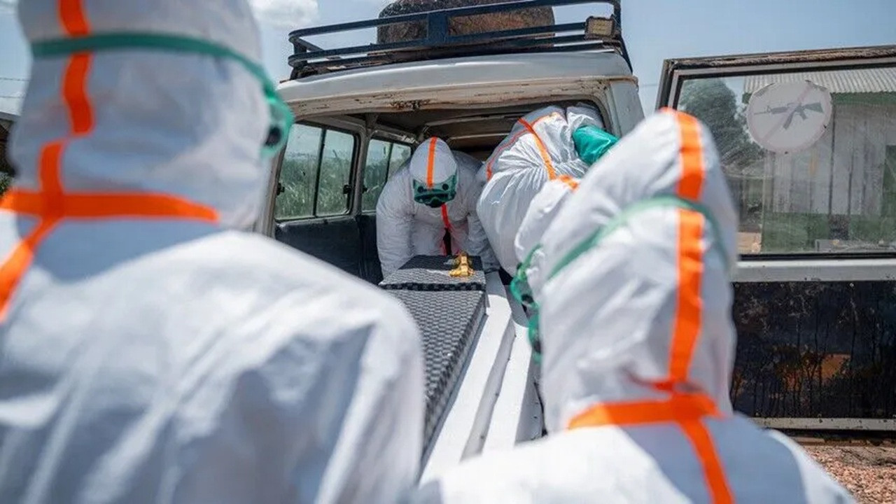 KDC'de Ebola salgını endişe yaratıyor: 1274 vaka, 360 can kaybı