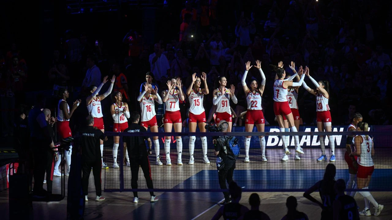 Filenin Sultanları’ndan muhteşem geri dönüş: Almanya’yı 3-2 yendi
