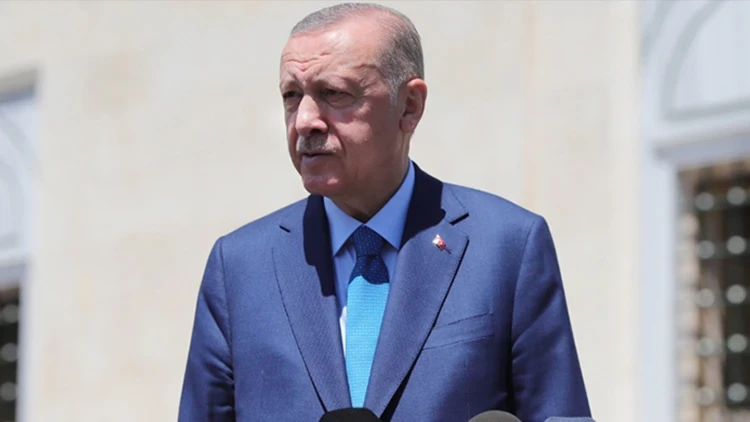 Cumhurbaşkanı Erdoğan, cuma namazını Hz. Ali Camisi'nde kıldı