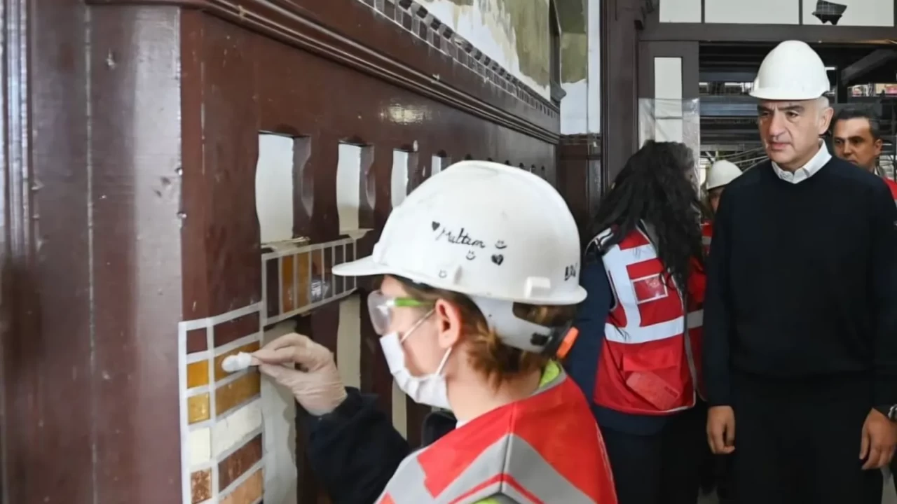 Bakan Ersoy duyurdu! Sirkeci Garı Kültür ve Yaşam Merkezi olacak