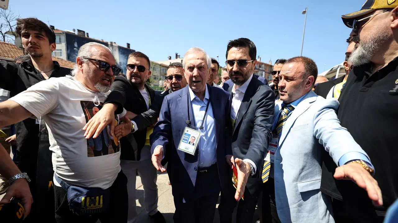 Aziz Yıldırım'ın ekibinden teknik direktör ve transfer sözleri: '4 aday arasında oylama yapacağız'
