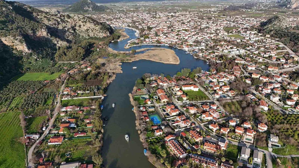 Dalyan Kanalı'nda 'Elektrikli Tekne Dönüşüm Projesi' değerlendirildi