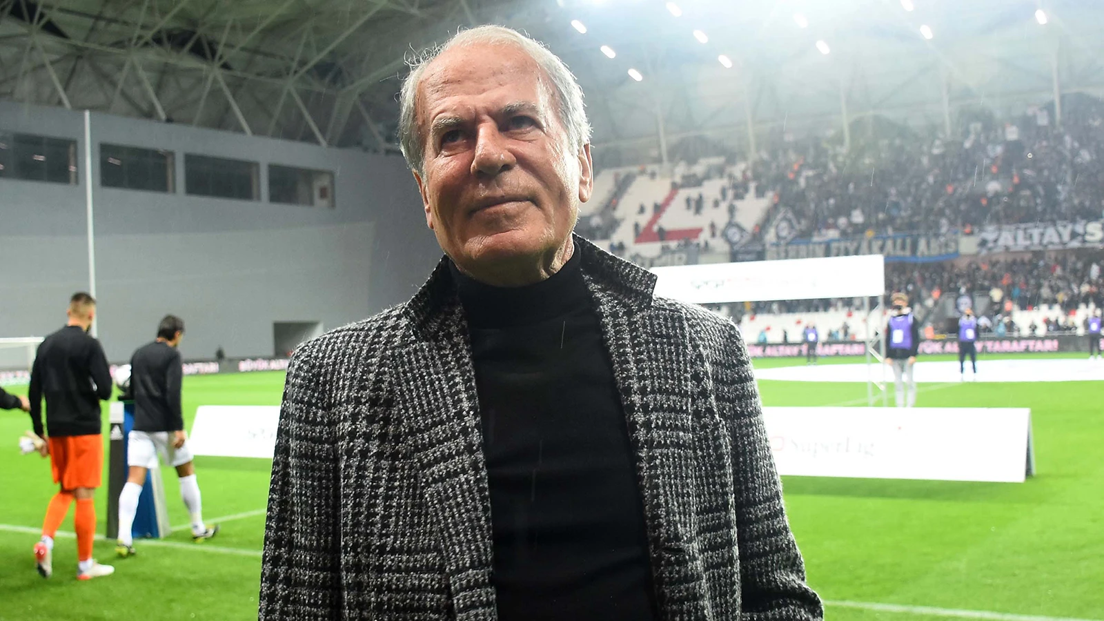 Altay'dan kulüp efsanesi Mustafa Denizli'ye çağrı