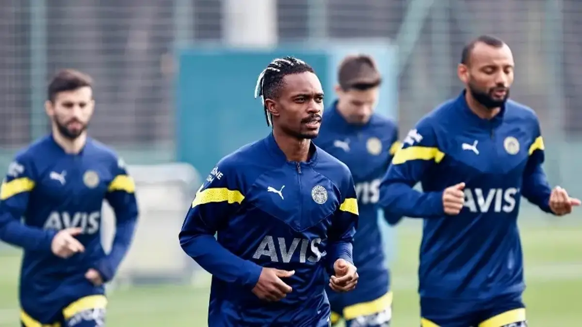 Fenerbahçe'nin eski yıldızı Lincoln Henrique, Süper Lig ekiplerini peşine taktı