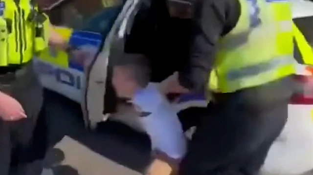 İngiliz polisi ağlayan çocuğu gözaltına aldı