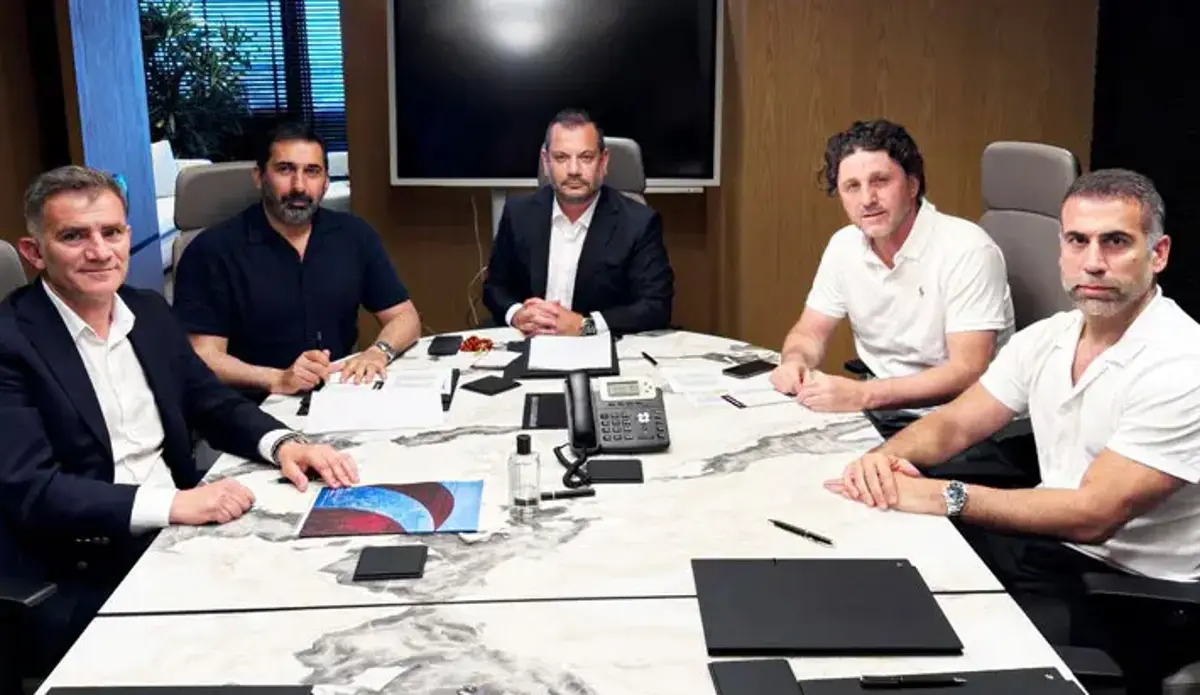 Fatih Tekke onay verdi, Süper Lig'in iki yıldızı Trabzonspor'a doğru...