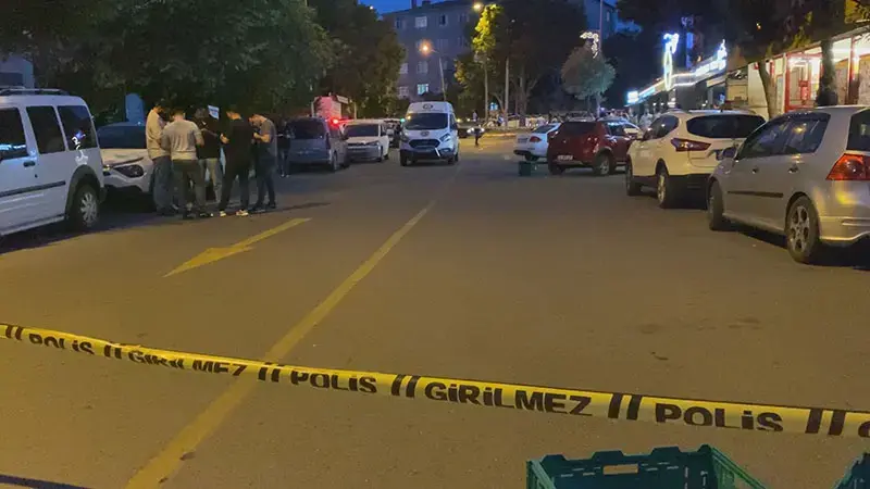 Eyüpsultan'da parkta silahlı saldırı: 3'ü ağır 5 yaralı