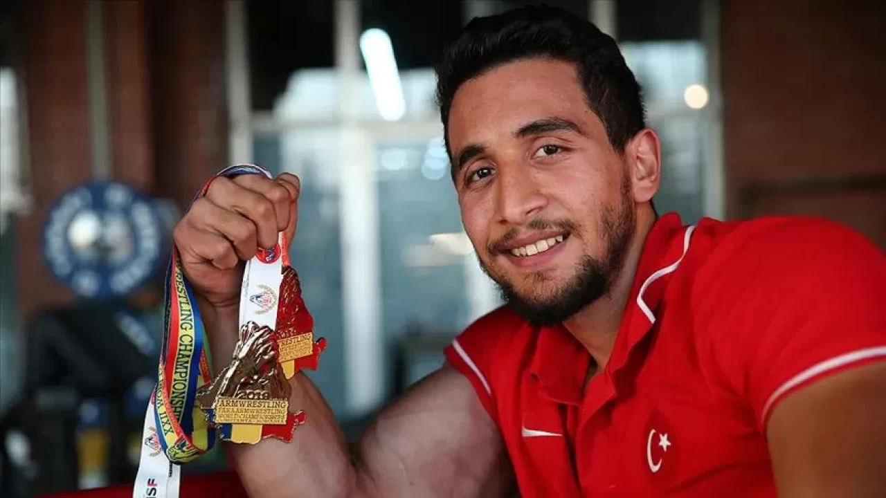 Milli para atlet Fatih Kamuz, Tunus Grand Prix'sinde gümüş madalya kazandı
