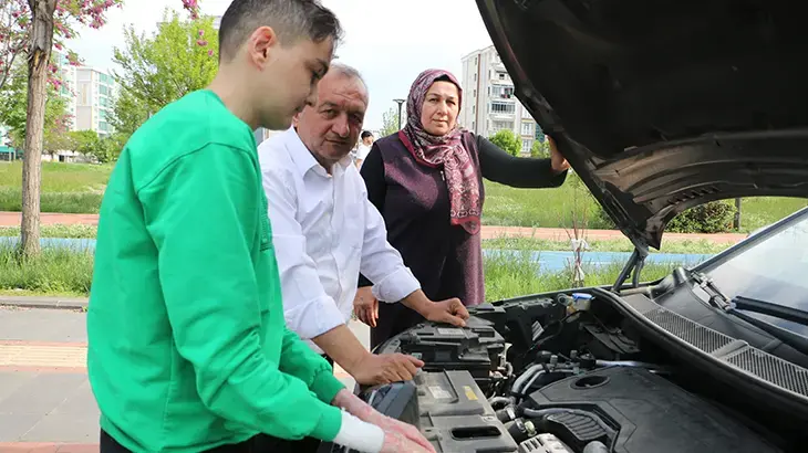Sıfır kilometre araç aldılar sadece 6 ay kullanabildiler: Binmeye korkuyoruz