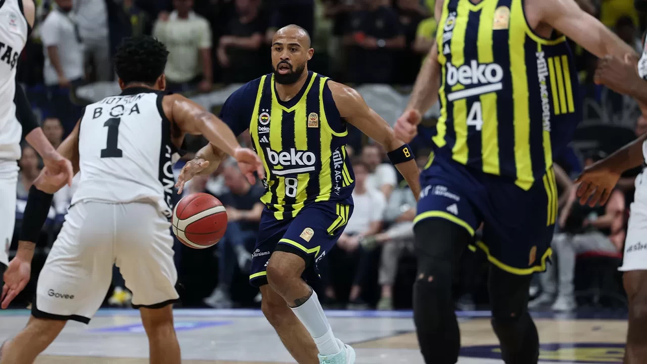 Basketbol Süper Ligi final serisinde gözler 3. maçta: Seride durum 1-1
