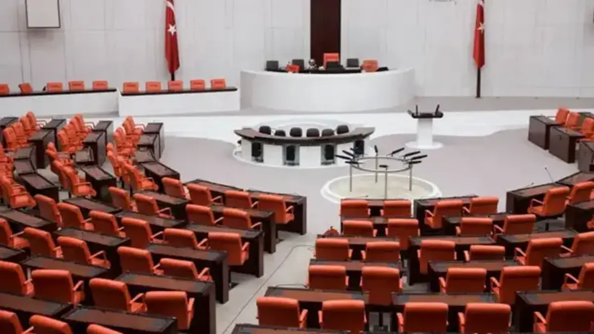 TBMM’de stajyer öğrencilere cinsel istismar davasında karar! 4 sanığa hapis, 1 sanığa beraat