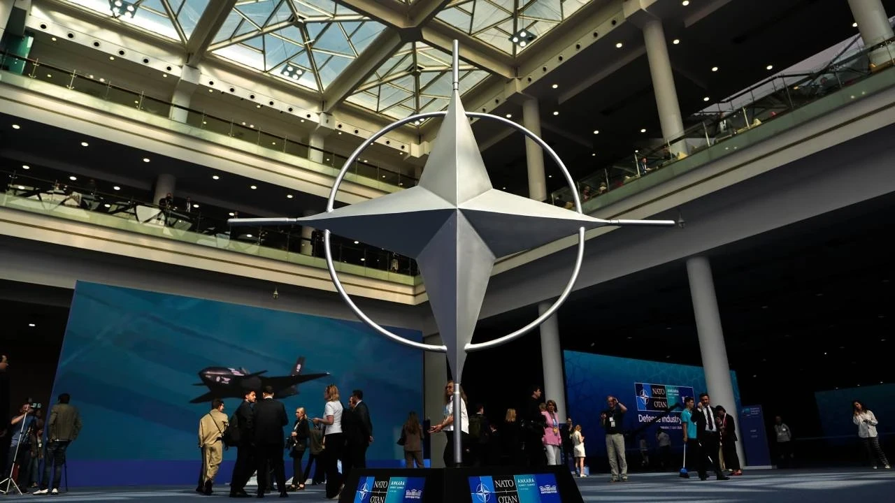 Ankara'da tarihi NATO Zirvesi: Dünya basını Türkiye'nin gücünü konuşuyor! Türkiye, NATO'nun Çözüm Merkezi mi Oluyor?
