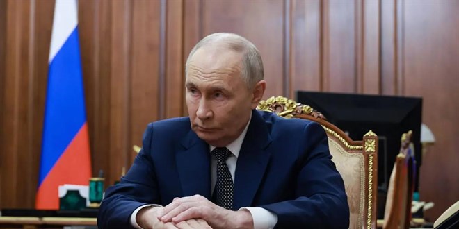 Putin, Ukrayna'nın saldırılarına güçlü yanıt vereceklerini söyledi
