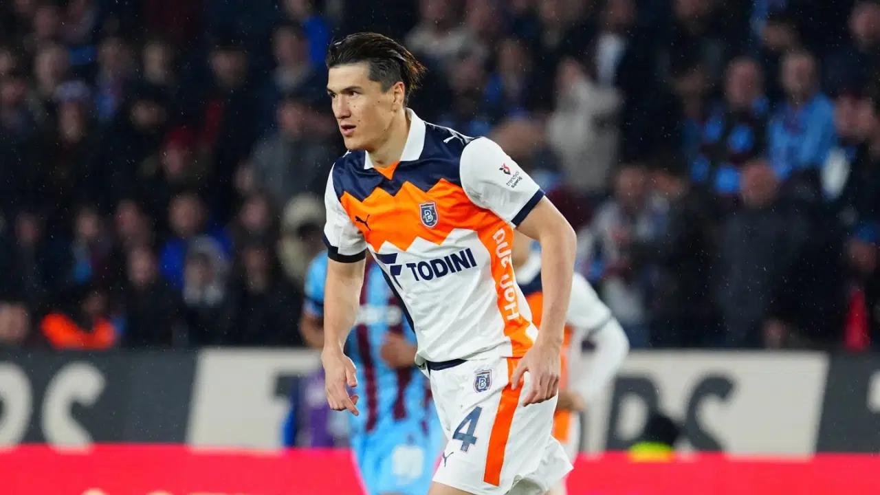 Başakşehir, Eldor Shomurodov transferini duyurdu