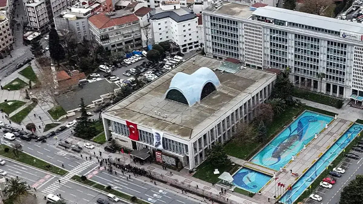 Beylikdüzü Belediyesi'ne operasyon! 27 kişi gözaltına alındı