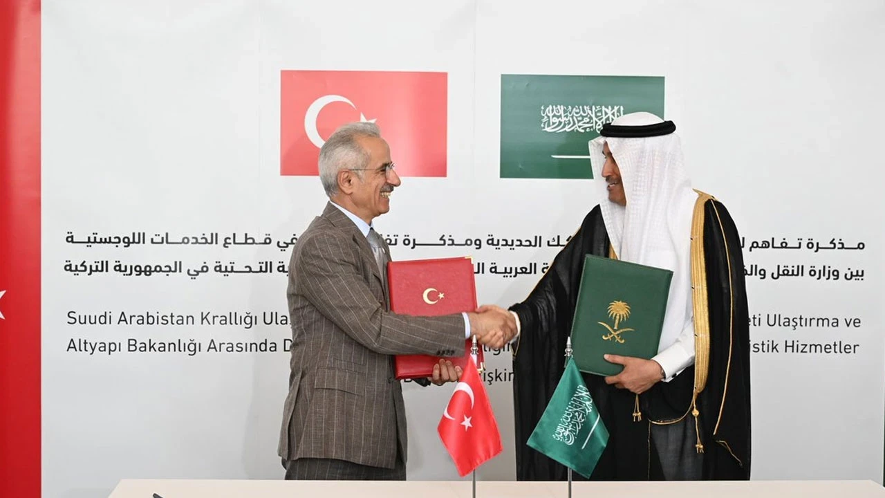 Türkiye ve Suudi Arabistan imzaları attı: Tarihi anlaşma