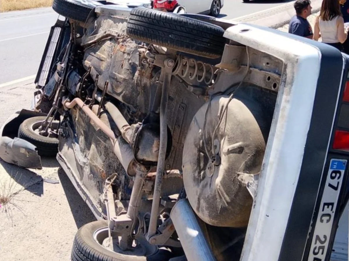 Gaziantep'te ters dönen araçtaki 8 aylık bebek hayatını kaybetti