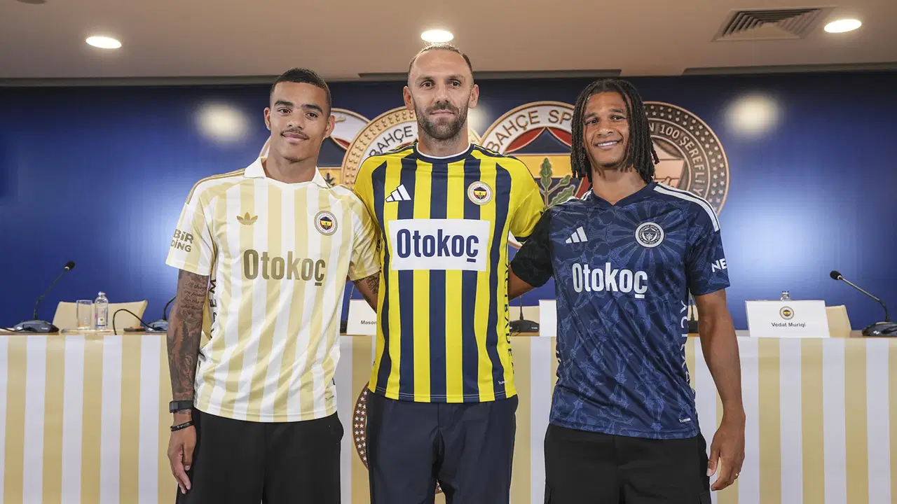 Kadroyu UEFA'ya bildirdi: Fenerbahçe'den Muriqi, Greenwood ve Ake kararı