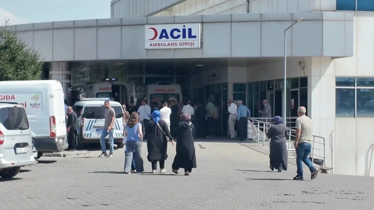 Bingöl'de iki aile arasında taşlı, sopalı ve silahlı kavga: 9 yaralı