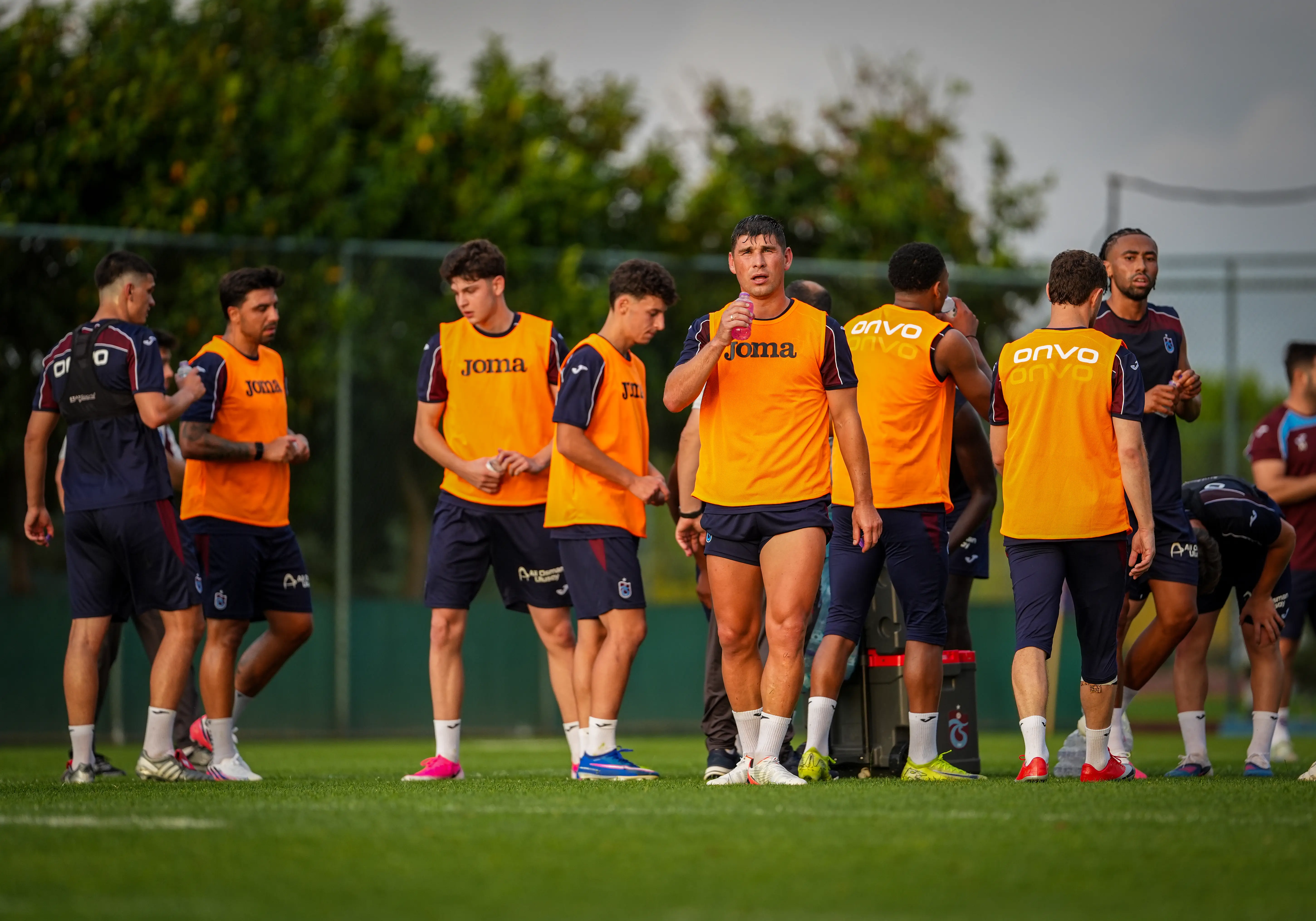 Trabzonspor, yeni sezon mesaisine çift antrenmanla devam etti