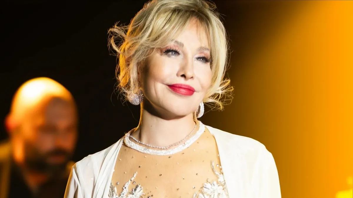 Emel Sayın sağlık durumu nasıl? Konserlerini neden iptal etti