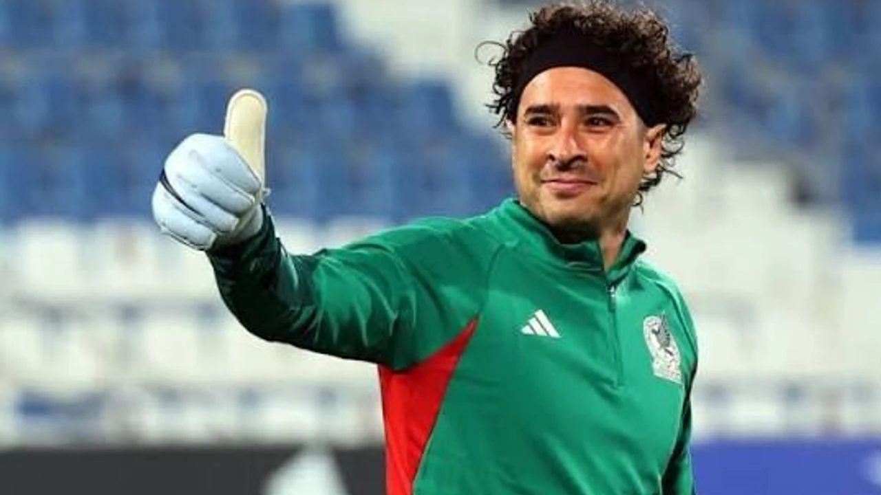 Meksikalı Guillermo Ochoa tarihe geçti!
