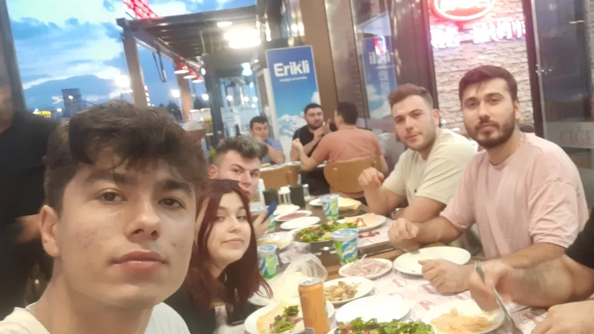 Hakan Çakır hep 23 yaşında… Son doğum gününden geriye bu görüntüler kaldı…