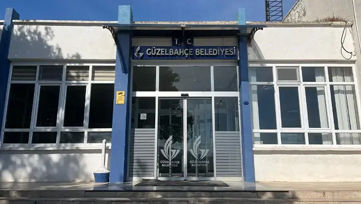Seferihisar Belediyesi 'rüşvet' operasyonunda yeni gelişme! Eski Güzelbahçe Belediye Başkanı'nın eşi gözaltında