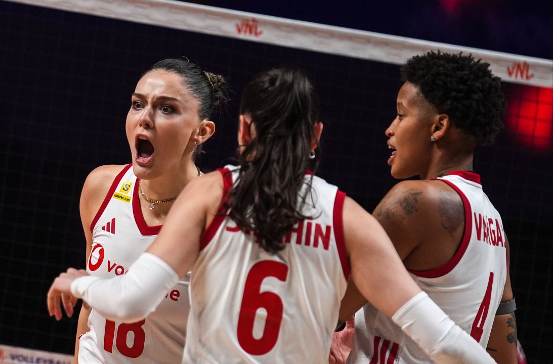 Türkiye-Çin voleybol maçı ne zaman, saat kaçta, hangi kanalda? Filenin Sultanları yarı final rakibi Çin oldu
