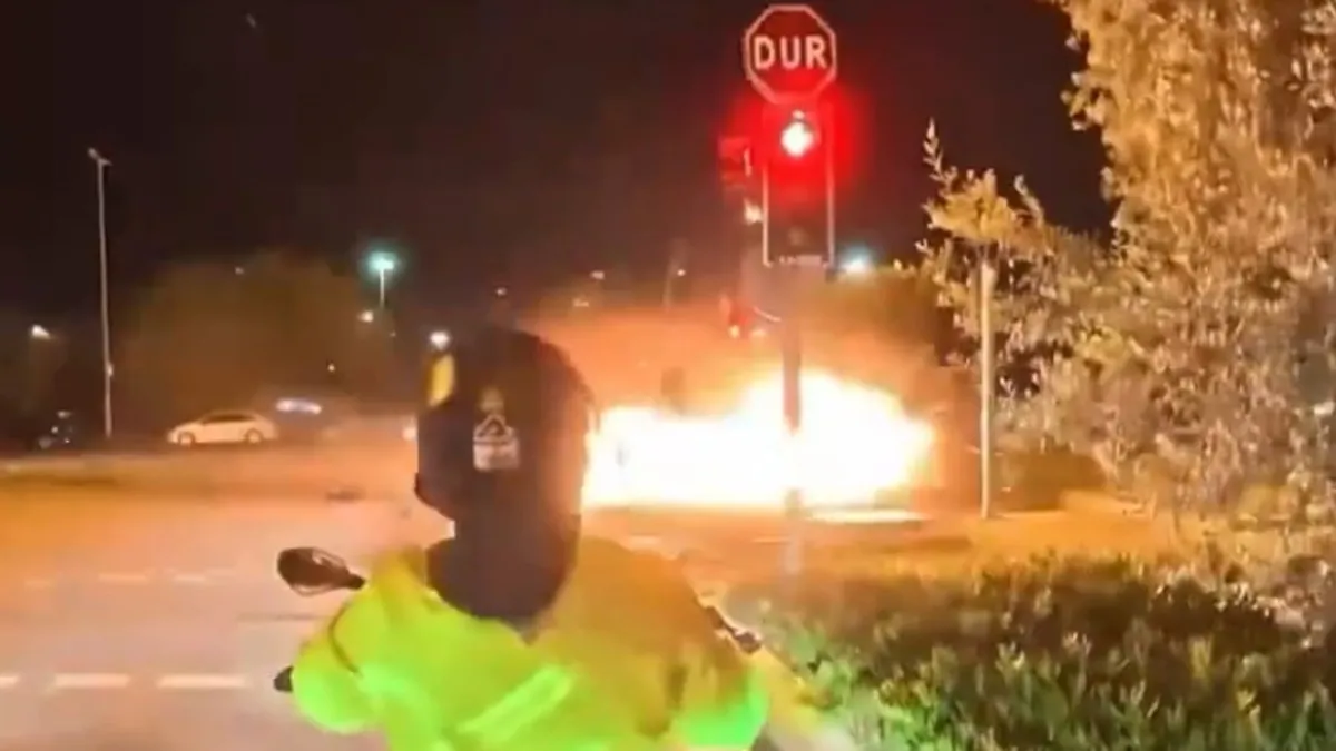 Maltepe Sahil Yolu’nda dehşet kaza! Araç alev topuna döndü: Yaralılar var