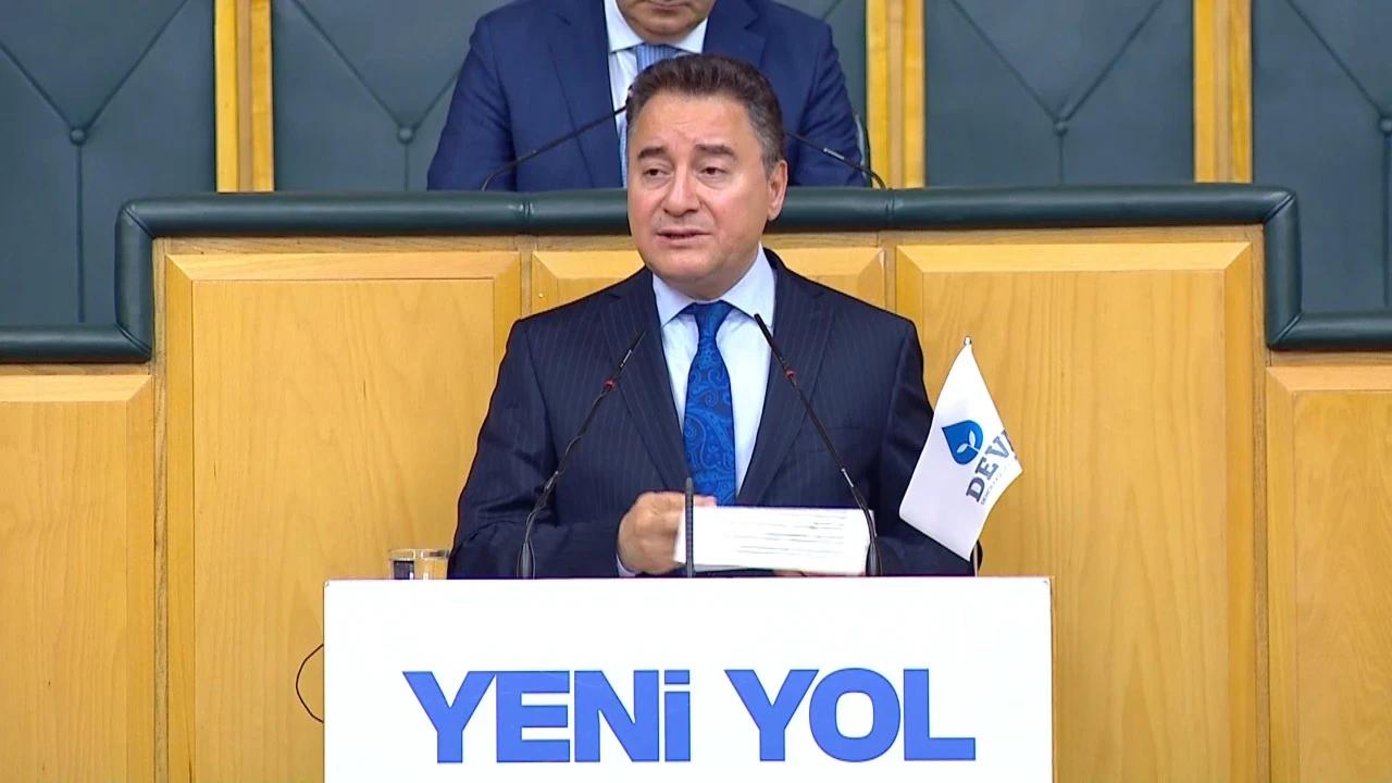 Babacan: Ülkenin sorunlarını çözmeye talibiz