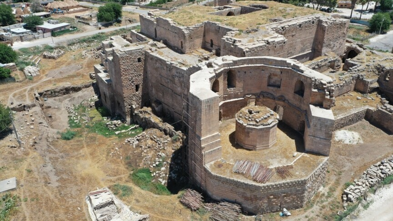 Harran'daki tarihi köprü ve hendek yüzyıllar sonra yeniden hayat bulacak
