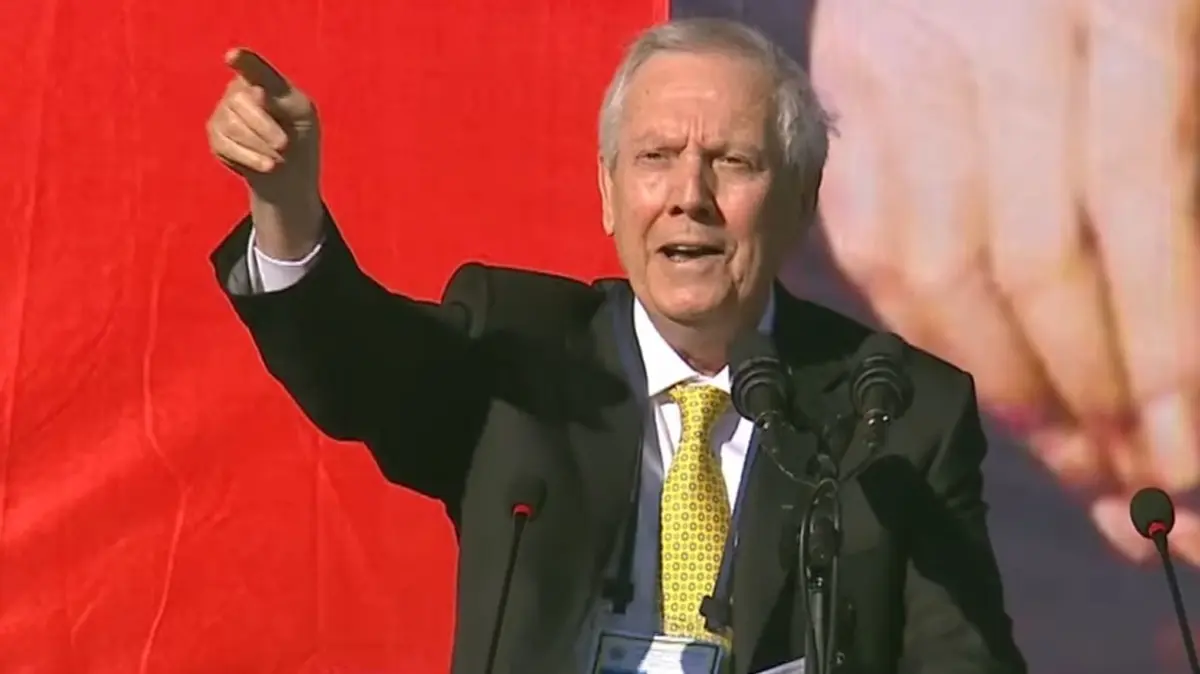 Aziz Yıldırım kongrede konuştu! "Benim Fenerbahçe'ye borcum var"