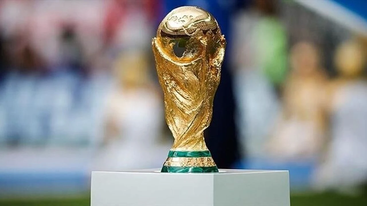 Dünya Kupası'nda yedek futbolcular da seremoniye çıkacak