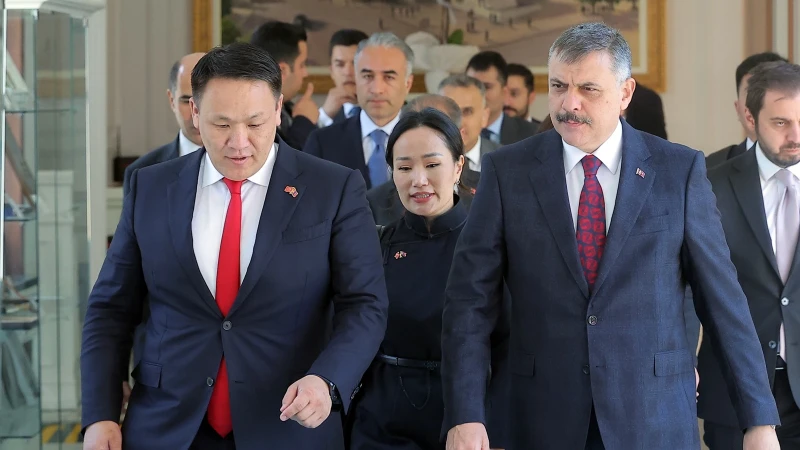 İçişleri Bakanı Çiftçi'den Moğolistan teması: 'FETÖ ile mücadele konusundaki hassasiyetimizi bir kez daha dile getirdik'