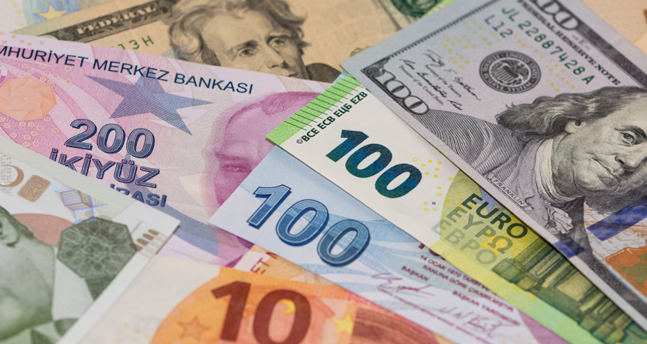 Dolar ve euro bir rekor daha kırdı