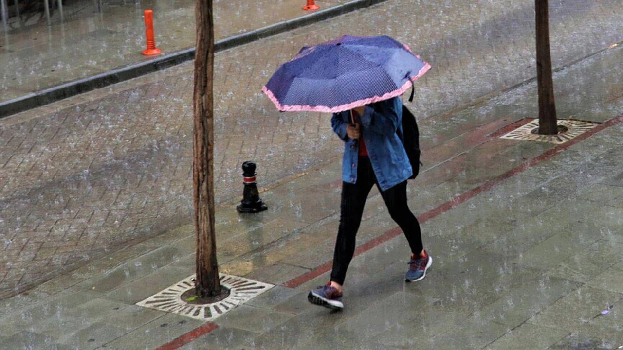 Meteoroloji duyurdu: Çok sayıda il için sağanak uyarısı