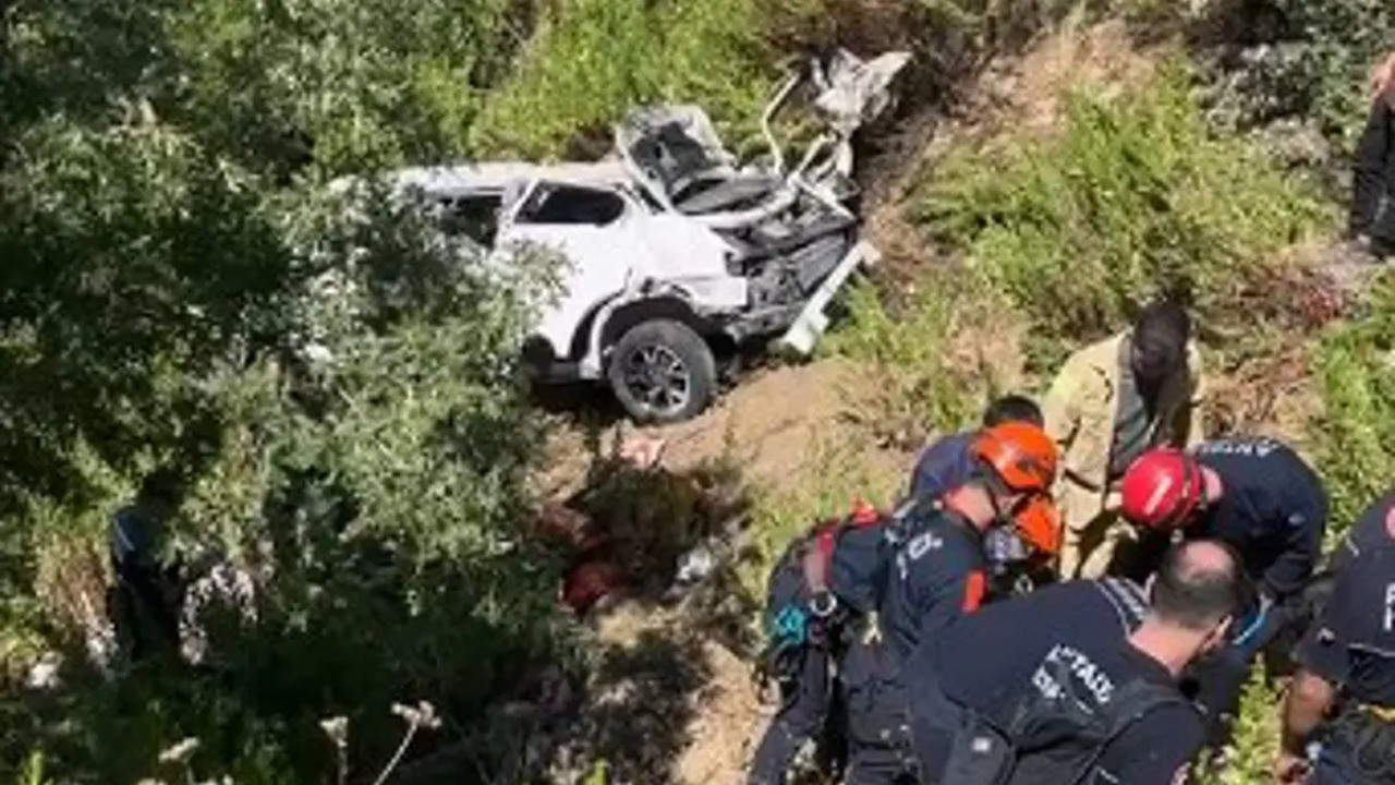 Antalya'da katliam gibi kaza: 5 kişi hayatını kaybetti