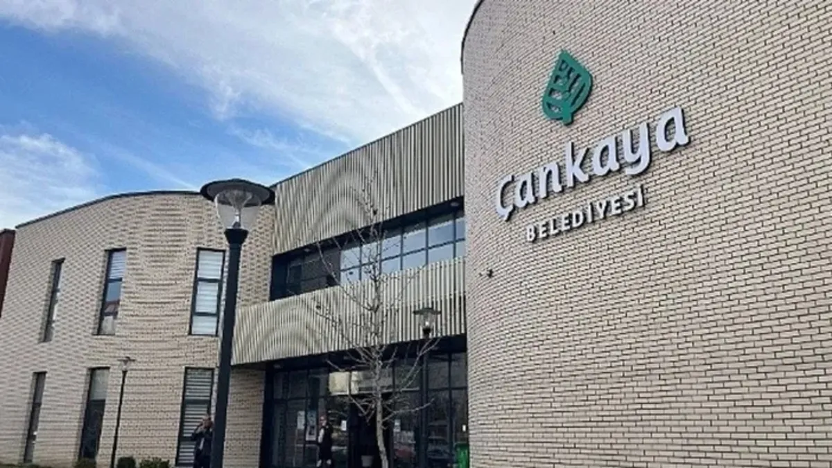 SON DAKİKA I Çankaya Belediyesi'ne rüşvet operasyonu! Belediye Başkanı Hüseyin Can Güner gözaltına alındı!