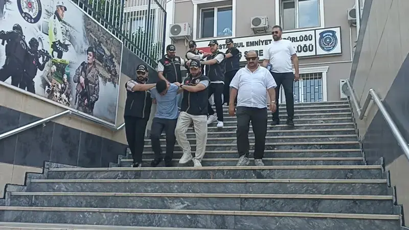 Dolandırıcılara bin 758 Cumhuriyet altınını kaptırdı; şüpheliler adliyeye sevk edildi