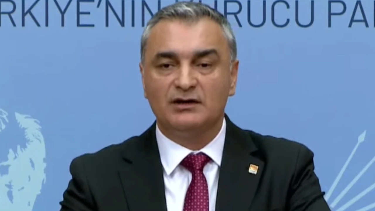 Son dakika | CHP'de butlan yönetimi 8 il başkanını görevden aldı