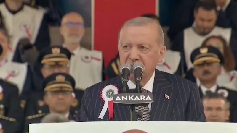 Cumhurbaşkanı Erdoğan Polis Akademisi Mezuniyet Töreni'nde konuştu: Pusulanız vicdan hedefiniz adalet