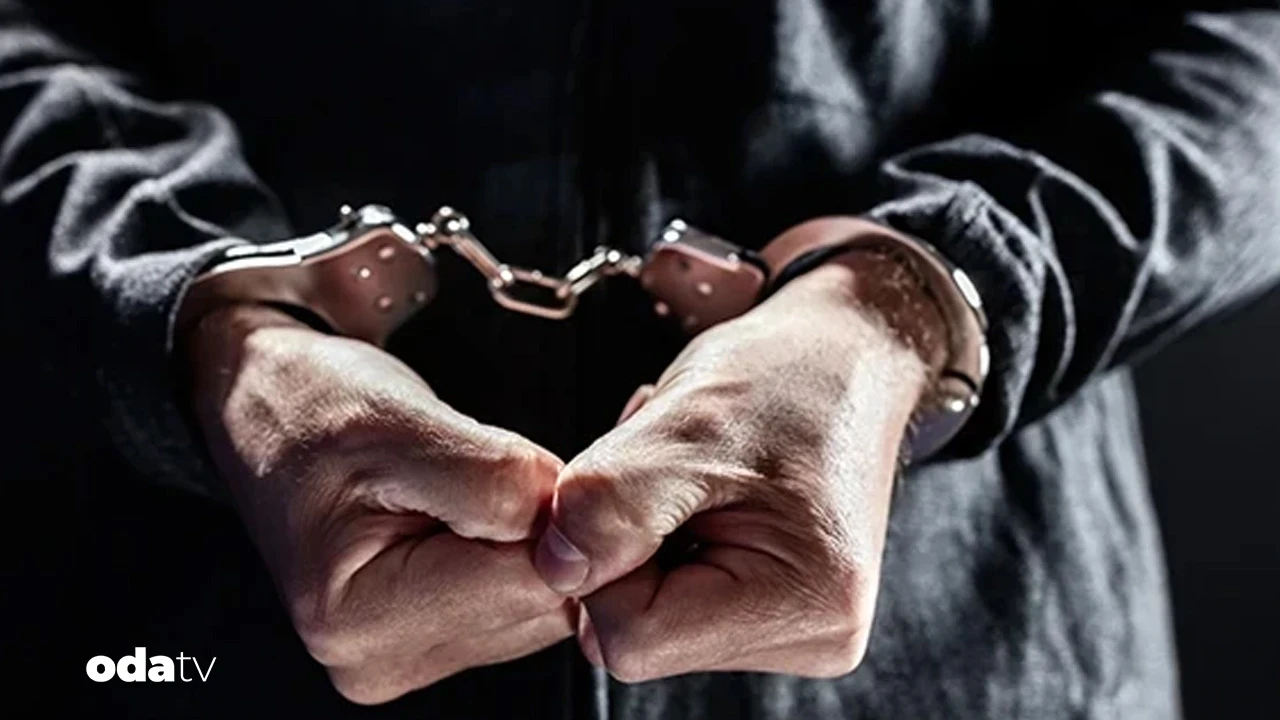 Kırmızı bültenle aranan 54 aranan şüpheli Türkiye'ye iade edildi
