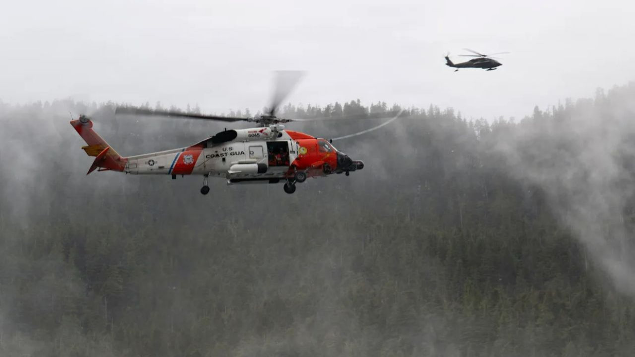 ABD'de askeri helikopter Alaska'da eğitim uçuşu sırasında düştü!