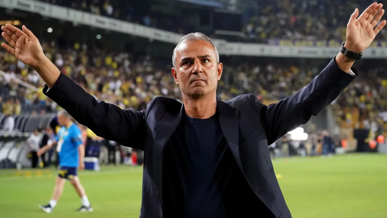 Fenerbahçe'de İsmail Kartal'dan ilk sözler: Üç dönemimde 2 şampiyonluğu elimizden aldılar!