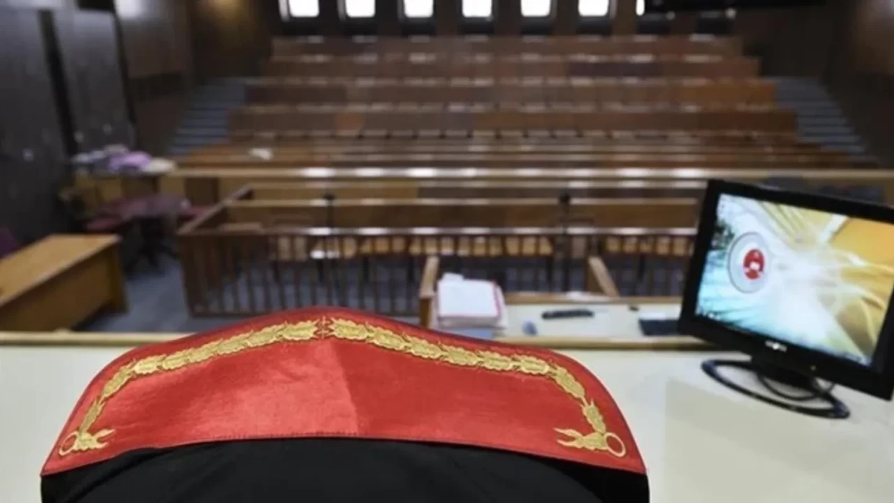 Gebze Cumhuriyet Savcısı Ayhan Uyumaz görev başında hayatını kaybetti
