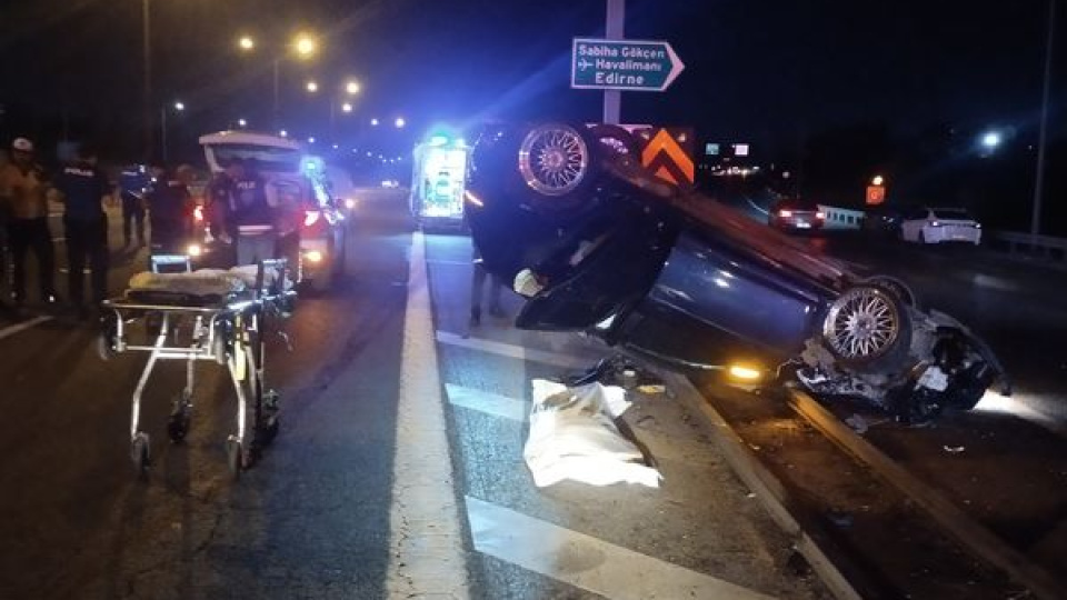 İstanbul'da TEM'de feci kaza! 1 ölü, 2 yaralı