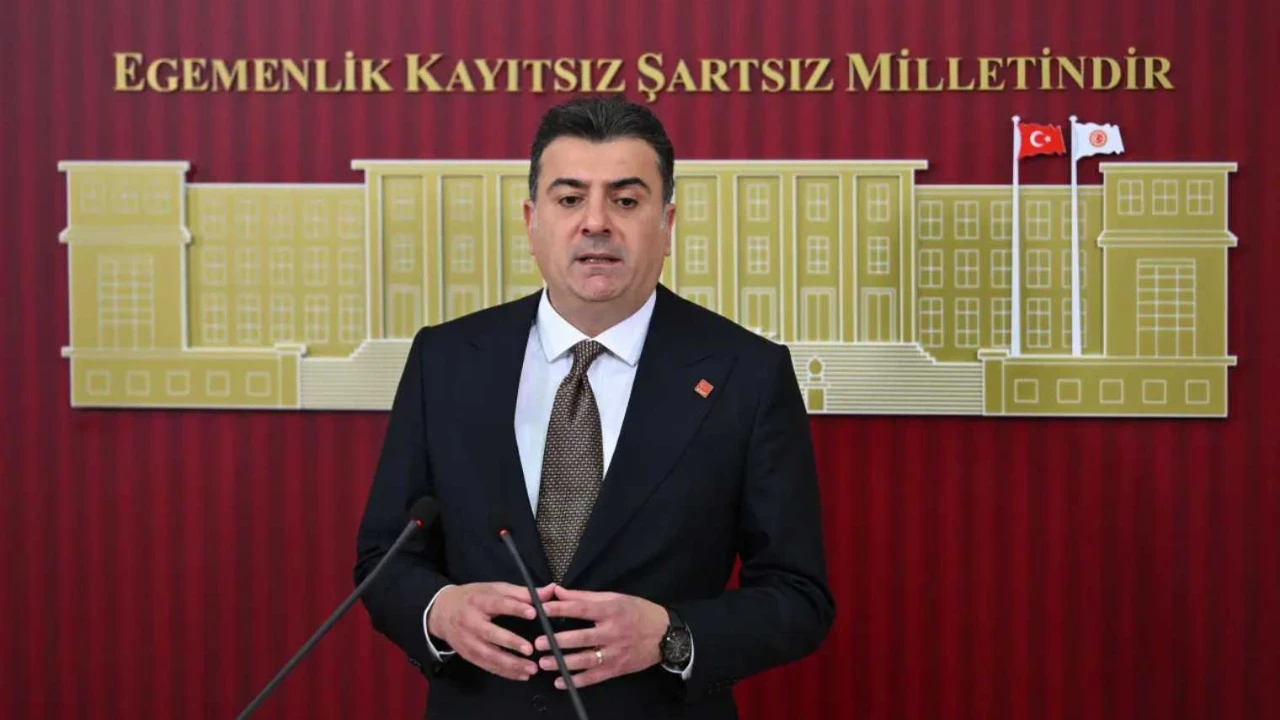 Zeynel Emre'den yeni parti açıklaması: Muhakkak bir yol bulacağız